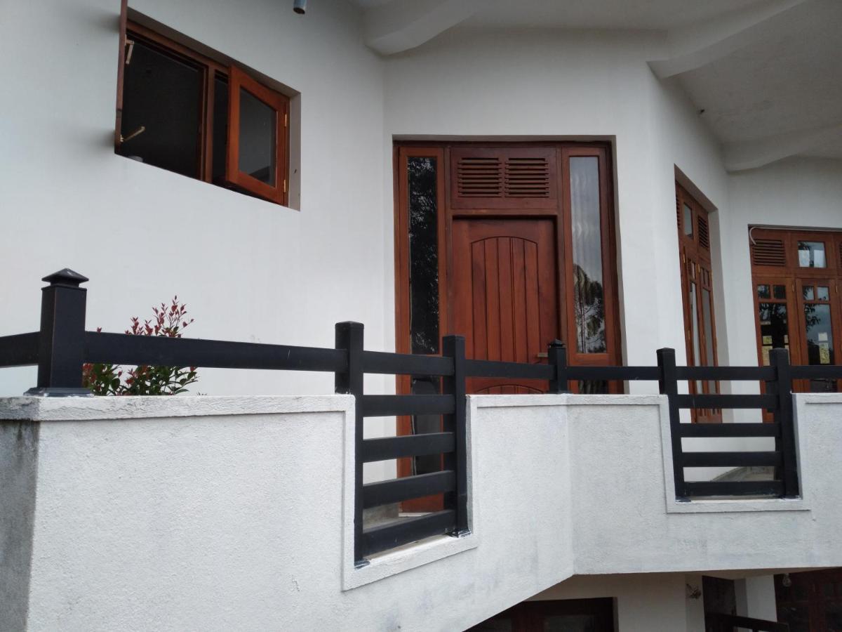 Holly House Homestay Ella Exterior foto